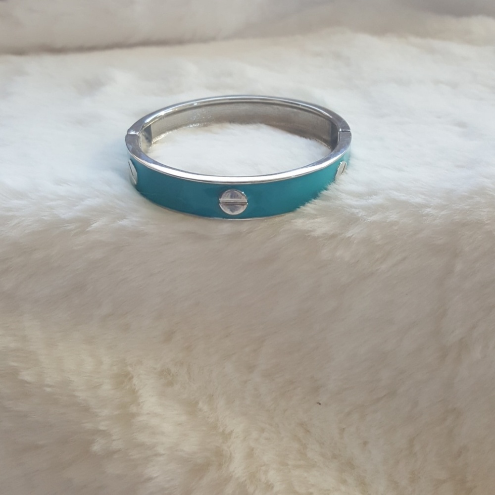 ❌SOLD❌ Added as a gift with purchase